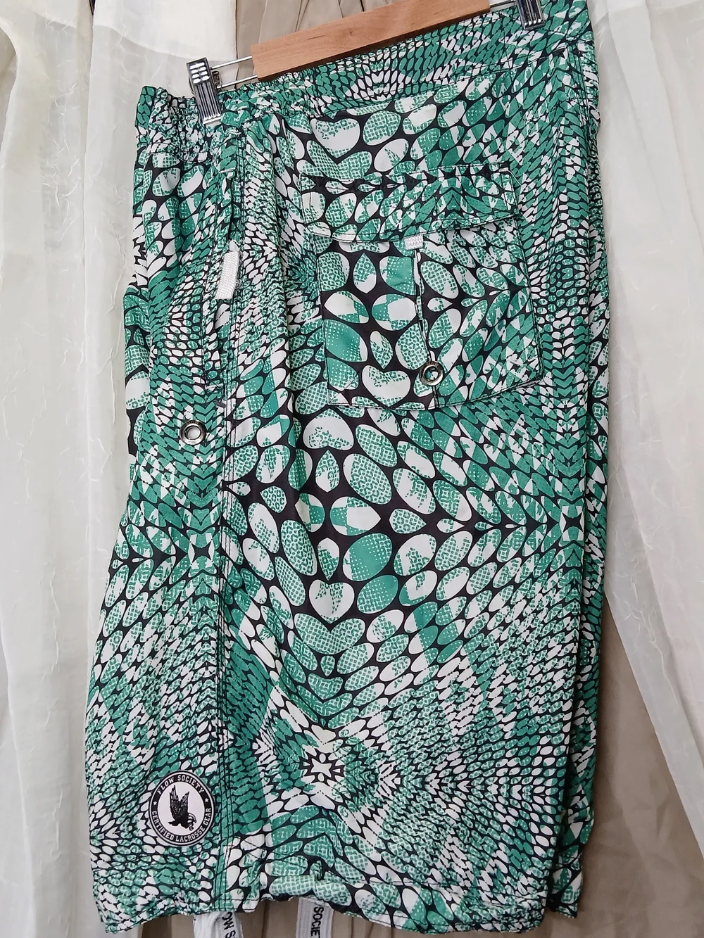 Green Patterned Shorts - Picture 5 of 6